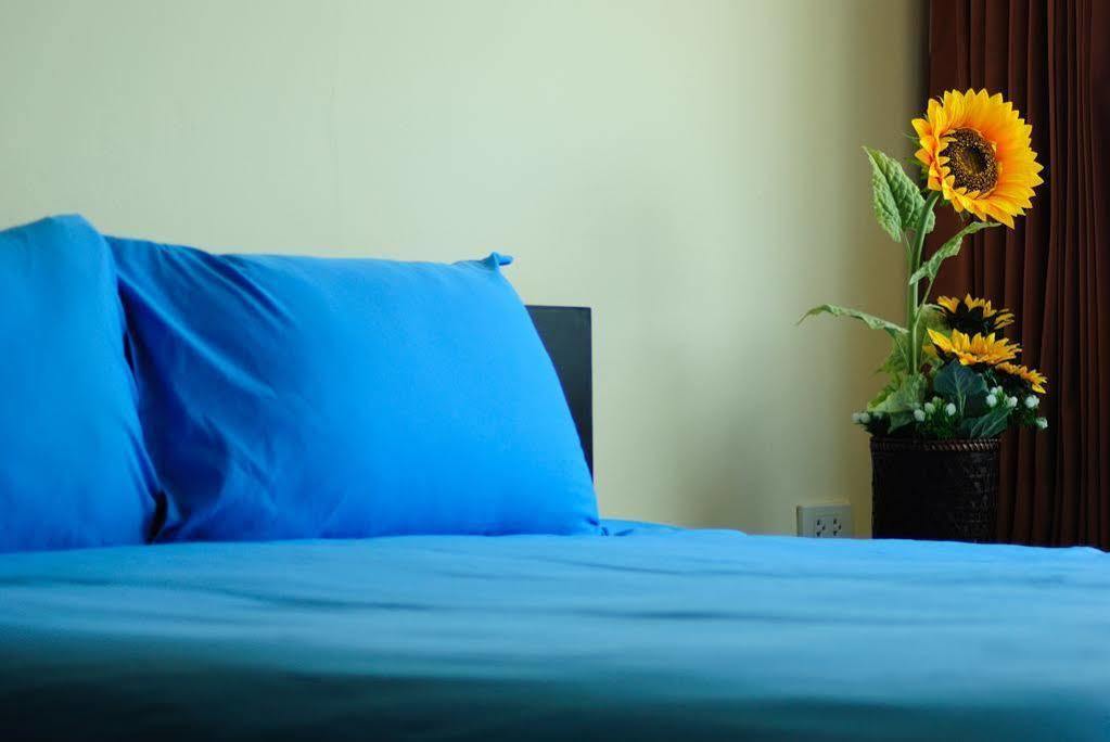 Oyo 829 Royal Thai Residence Jomtien Beach Extérieur photo