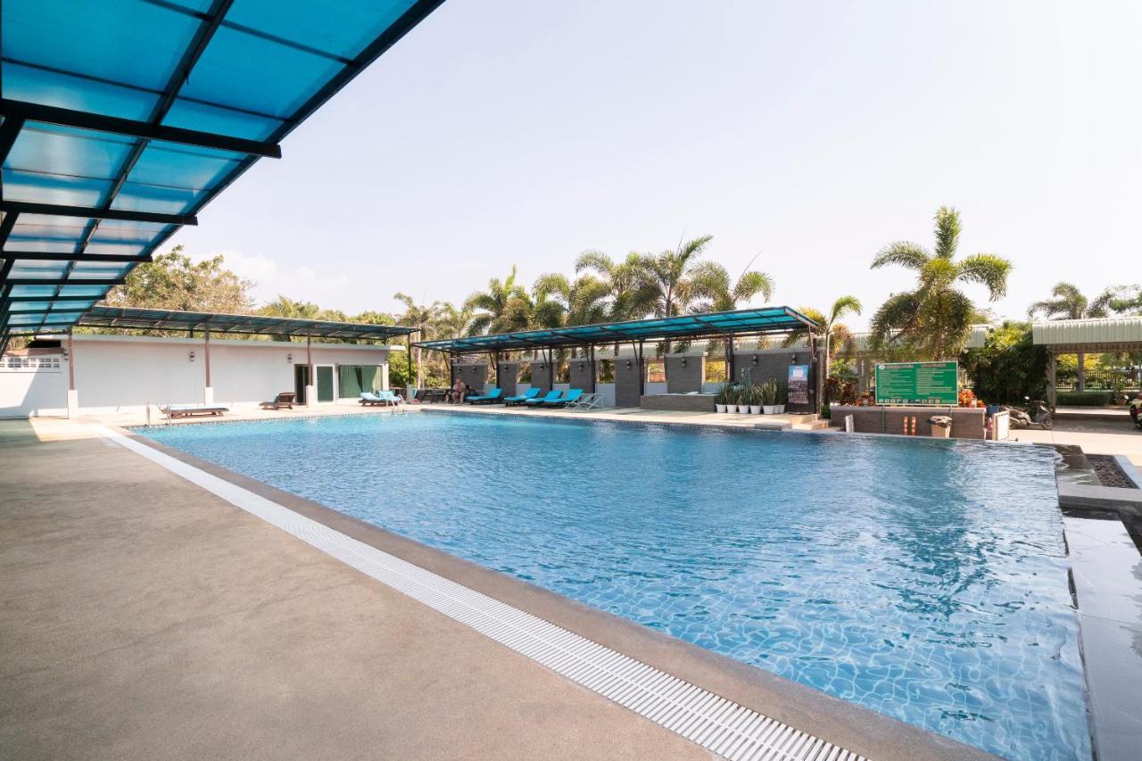 Oyo 829 Royal Thai Residence Jomtien Beach Extérieur photo